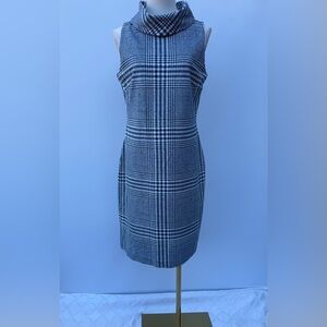 J.McLaughlin Demi Dress Egret White Denim Blue Wales Sheath Dress Knee Length